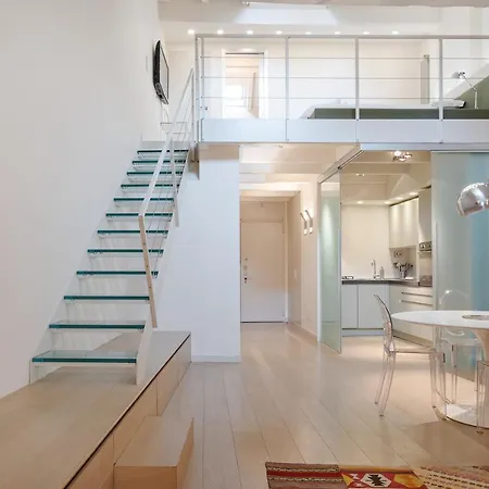 Appartement In The Shadow Of The Two Towers